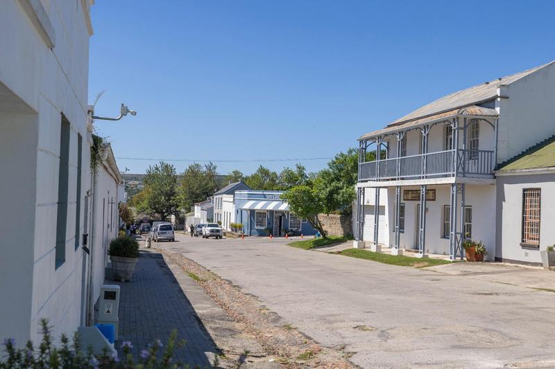 5 Bedroom Property for Sale in Sunnyside Eastern Cape